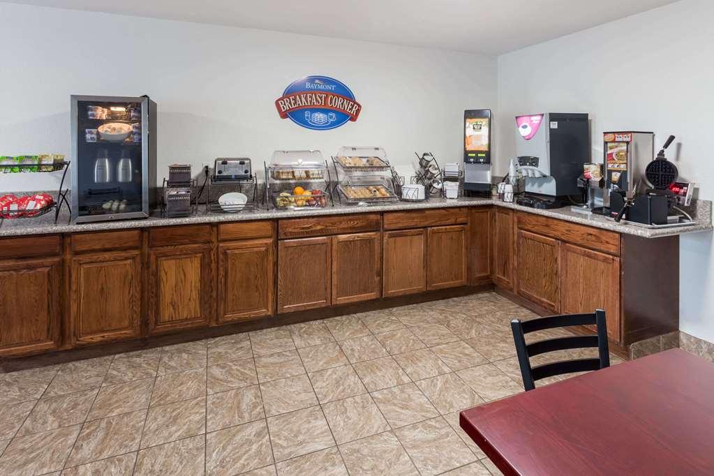 Econo Lodge Inn & Suites Wisconsin Dells Exteriör bild