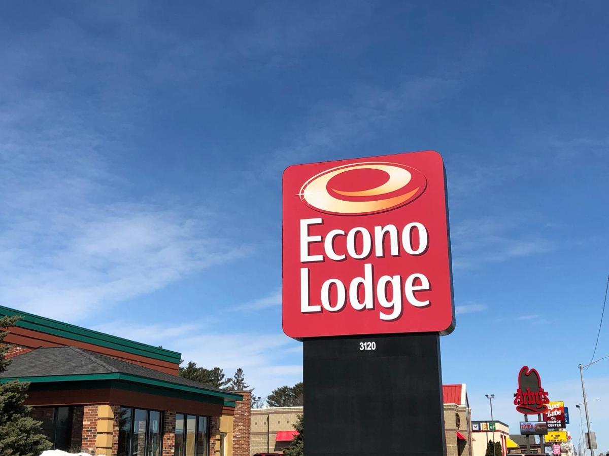 Econo Lodge Inn & Suites Wisconsin Dells Exteriör bild