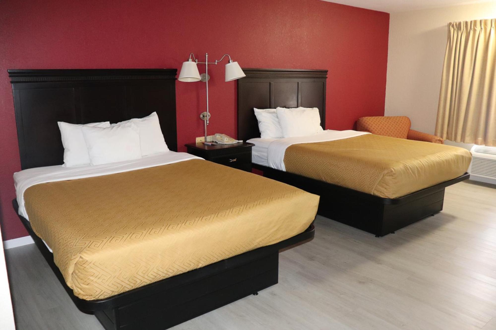 Econo Lodge Inn & Suites Wisconsin Dells Exteriör bild